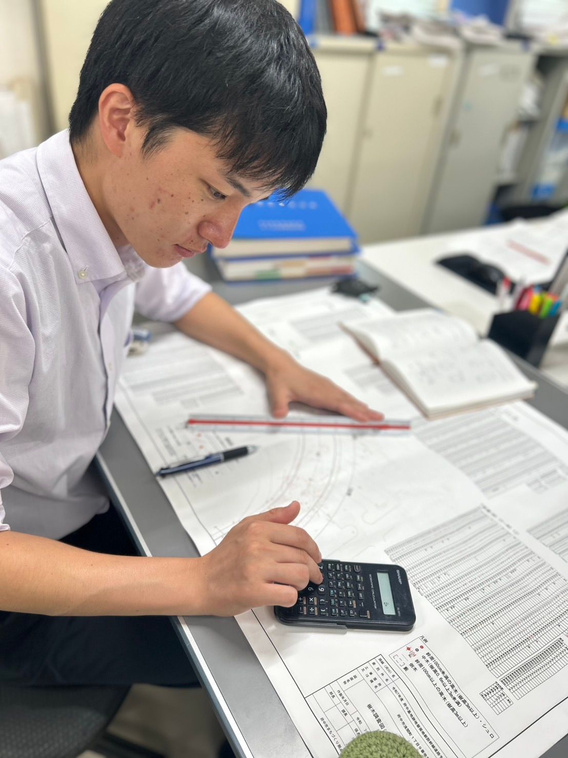 設計技術者のインタビュー画像